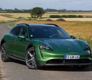 Essai Porsche Taycan Cross Turismo : la plus baroudeuse des Porsche électriques
